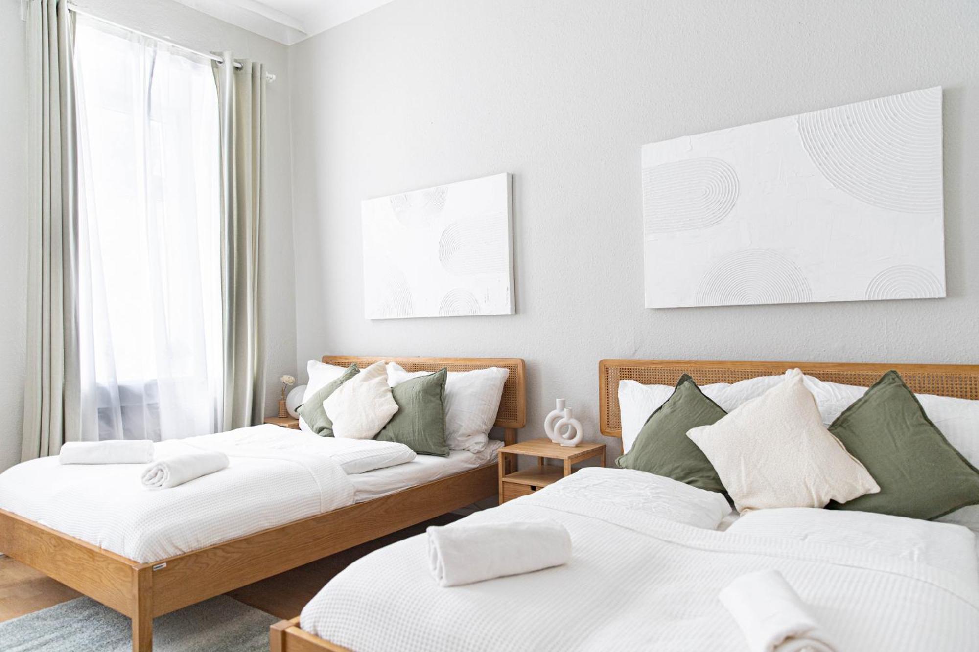 Spacious Apartment, 3 Min To U1 Reumannplatz Wien Eksteriør bilde