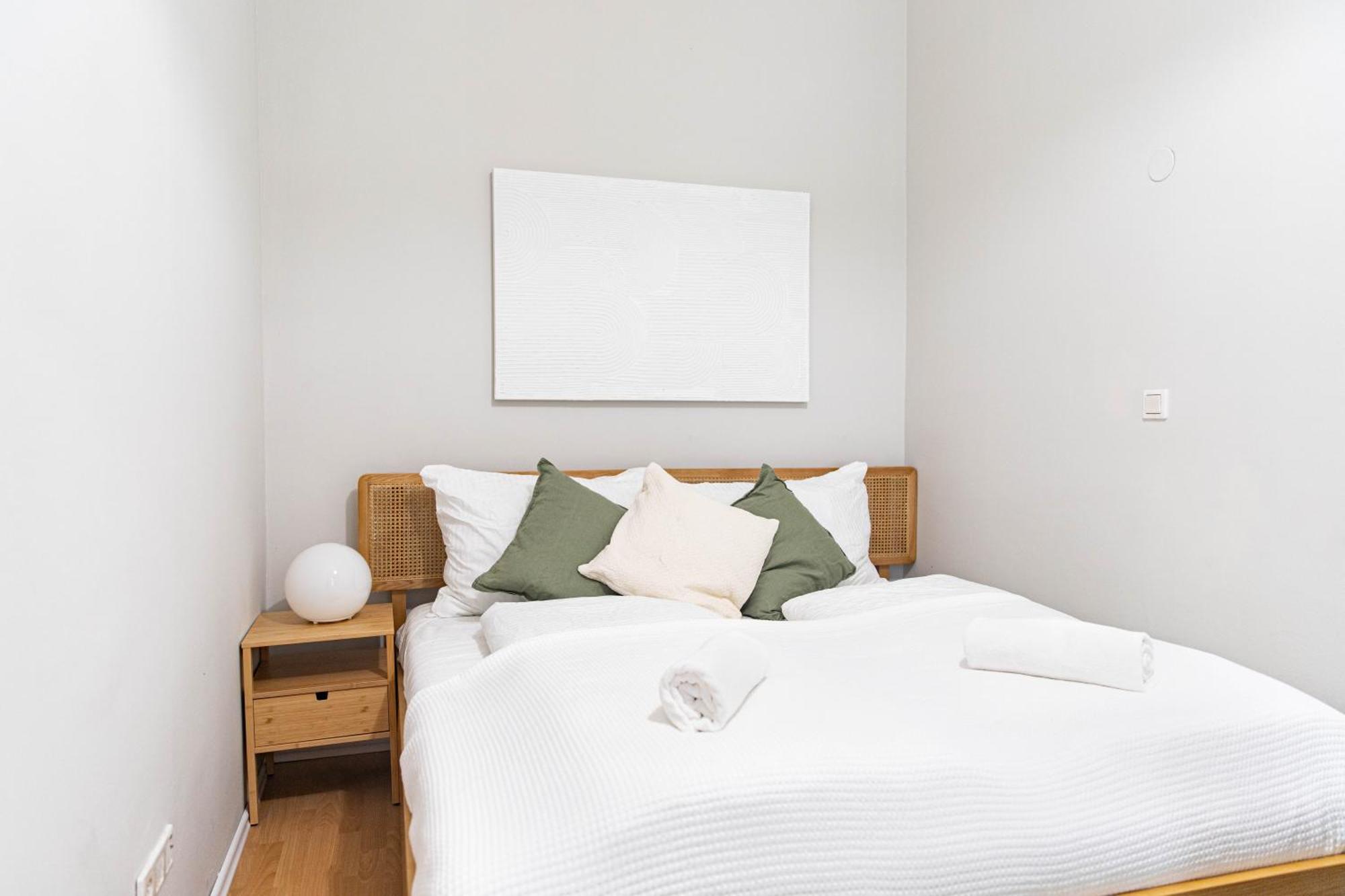 Spacious Apartment, 3 Min To U1 Reumannplatz Wien Eksteriør bilde