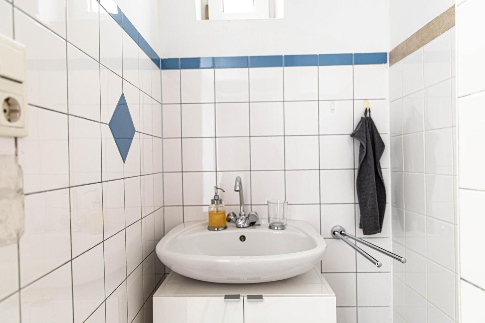 Spacious Apartment, 3 Min To U1 Reumannplatz Wien Eksteriør bilde
