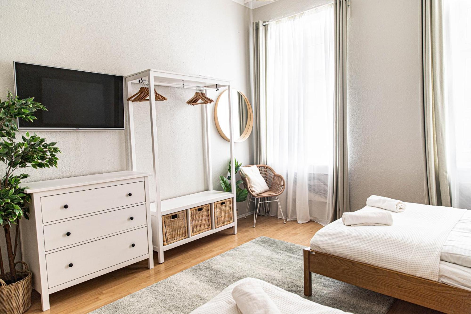 Spacious Apartment, 3 Min To U1 Reumannplatz Wien Eksteriør bilde